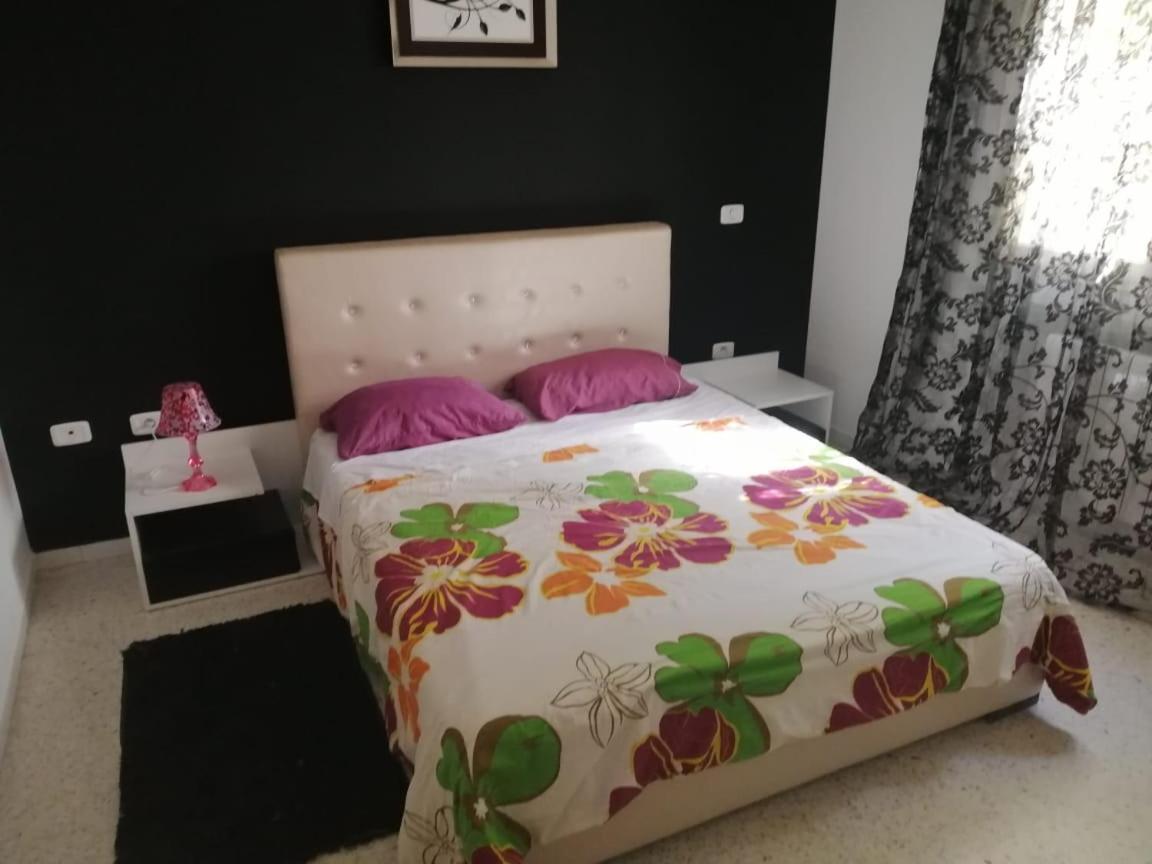 résidence les jardins El Aouina Esterno foto